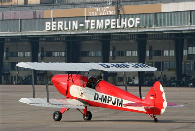 Sunwheel Tempelhof 2008 Doppeldecker12 D-MPJM